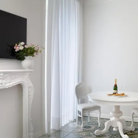 Hotel Barbarella Naples